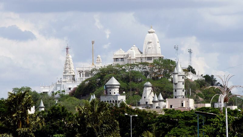 25 Best Tourist Places to Visit in Telangana