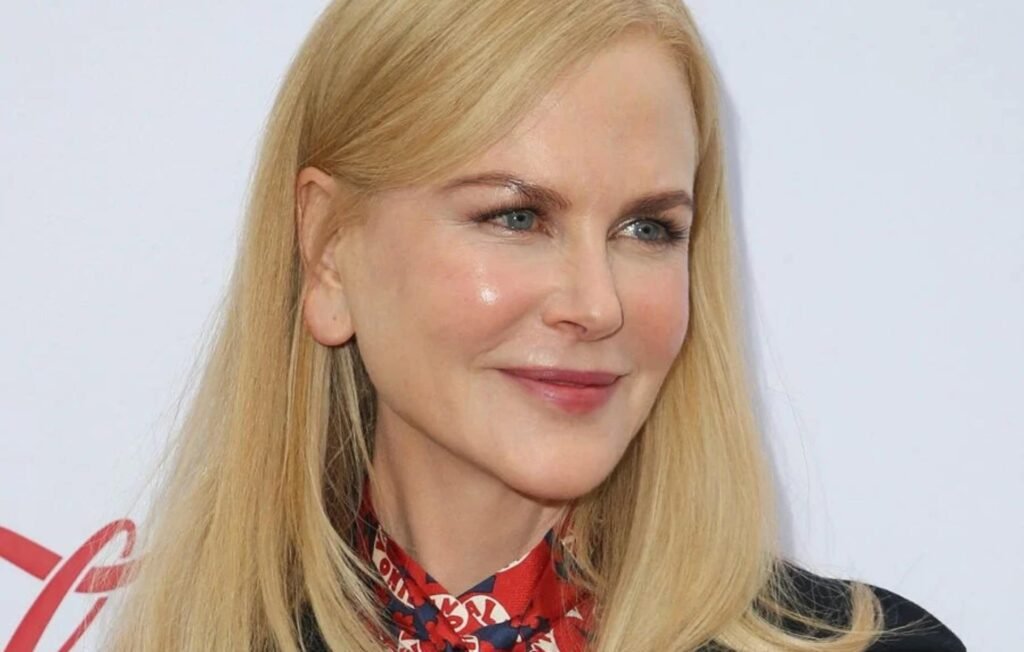 Controversies, Net Worth, Awards and 5 Best Movies of Nicole Kidman info feather