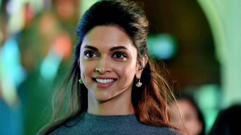 Deepika Padukone – Controversies, Rumors, Net Worth and Top 5 Movies